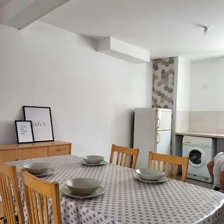 70 M² Spacieux Et Lumineux カレー