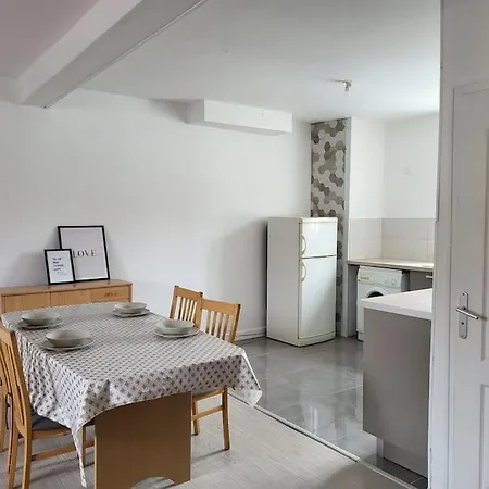 アパート 70 M² Spacieux Et Lumineux